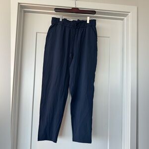 Lululemon High-Rise Pant 7/8 Length Size 8 Navy